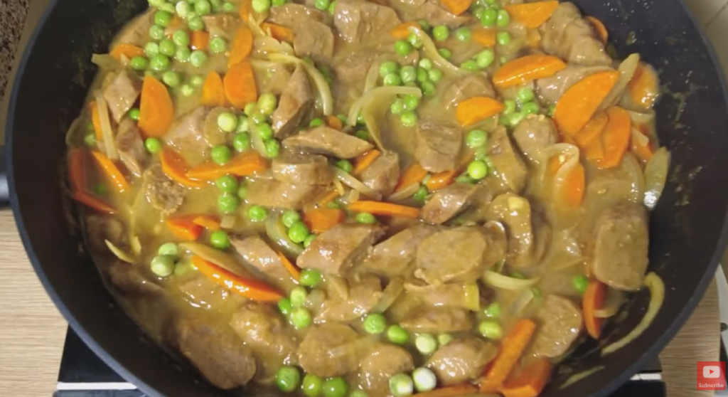 Curried sausages: an old, cheap and easy weeknight meal