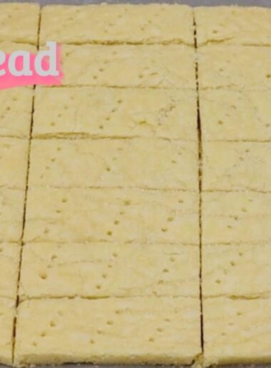 4-ingredient shortbread cookies on a cooling rack