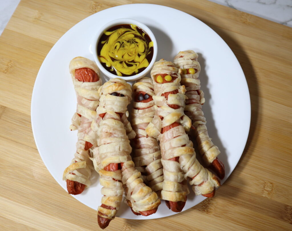 Halloween Mummy Dogs